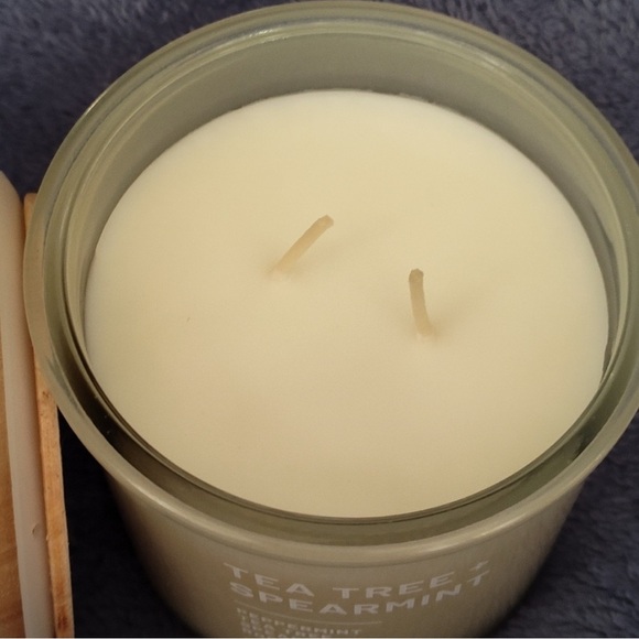 Peppermint Tea Tree and Spearmint Scented Candle - Picture 2 of 6